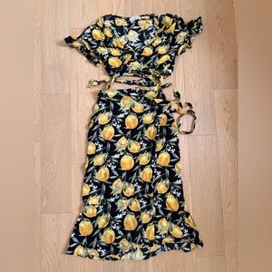 Tie-Front Lemon Print Midi Dress in Yellow and Black